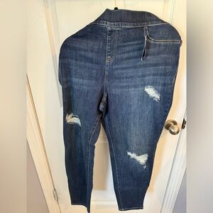 Lane Bryant Pull on Distressed Jegging NWT